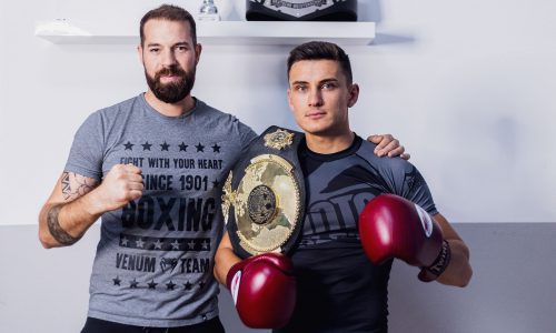 pokal gewinner win kickboxing